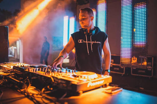 DJ Mikee
