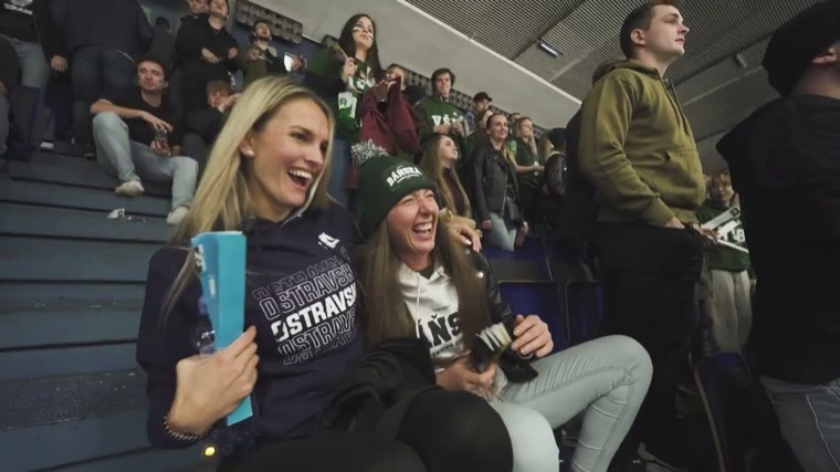 Tribuny Ostravar Arény, derby 2022